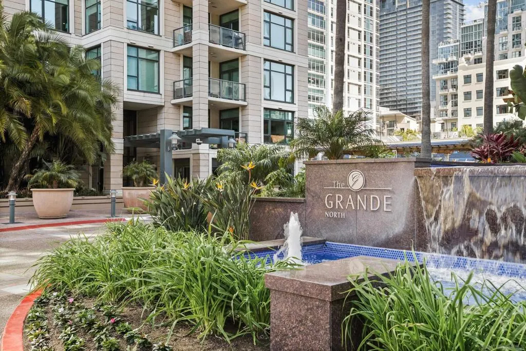 1205 Pacific Hwy 1505, San Diego, California 92101 home-pic-26